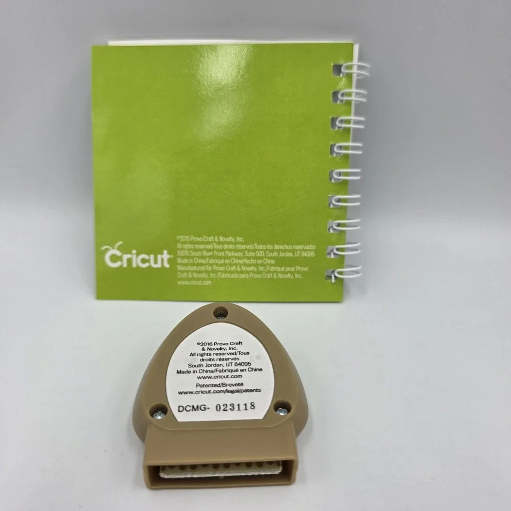 Cricut Anna's Decorative Monograms Cartridge &‎ Manual